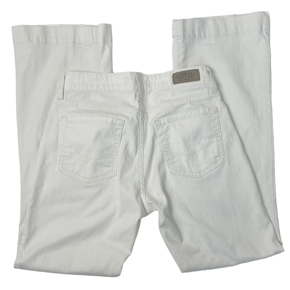 Levi Signature Modern Bootcut Jeans White Denim Women's Size 8 Short - Picture 3 of 12